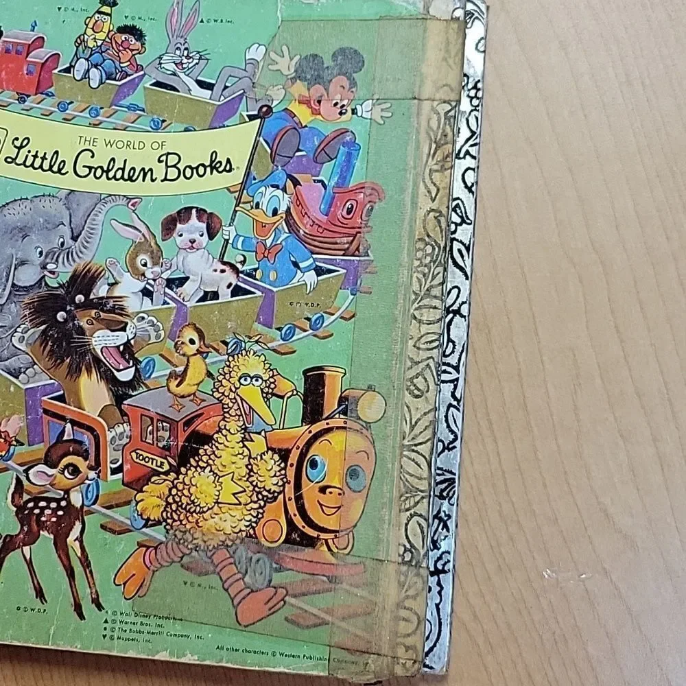 10 A Little Golden Book hard cover books (Set 2)‎